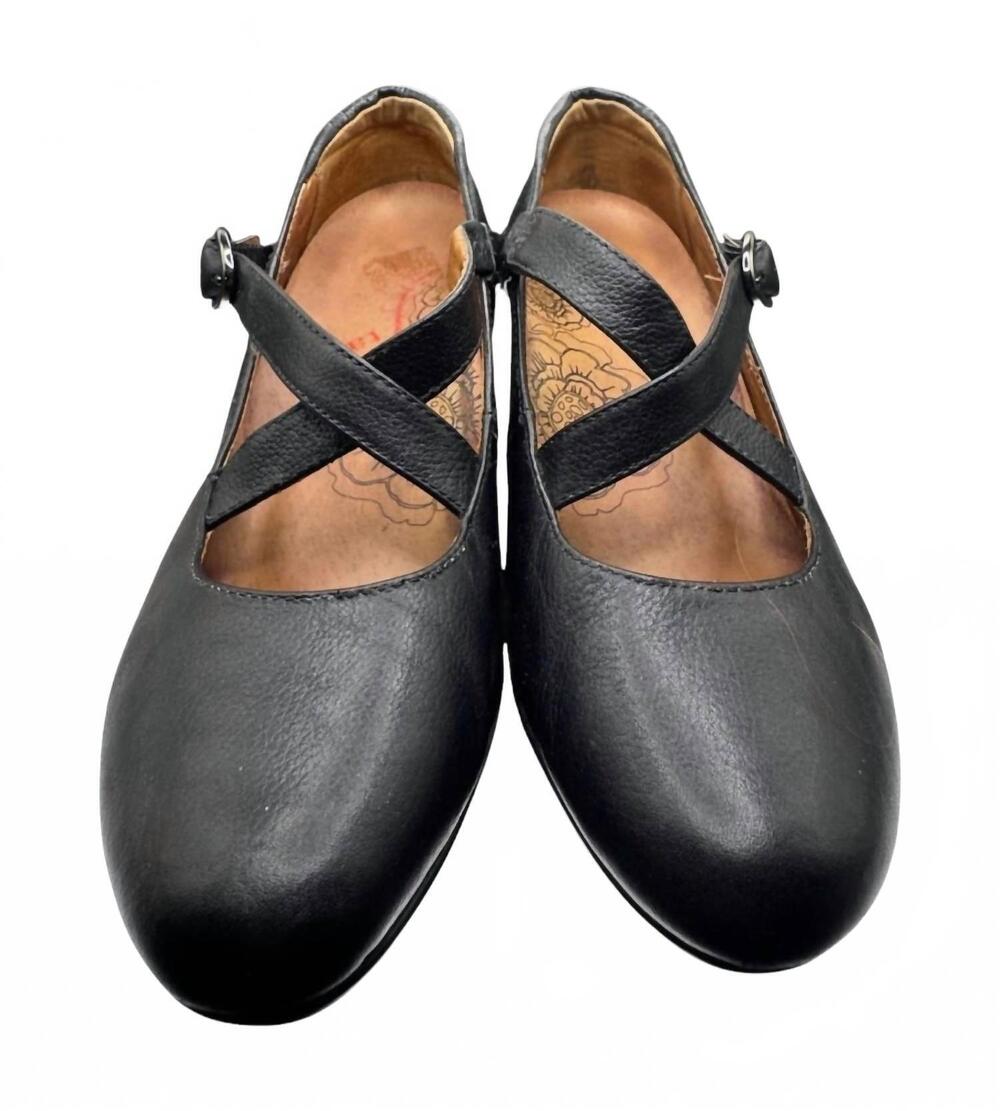 NEW TAOS women's expression mary jane block heel pumps in black